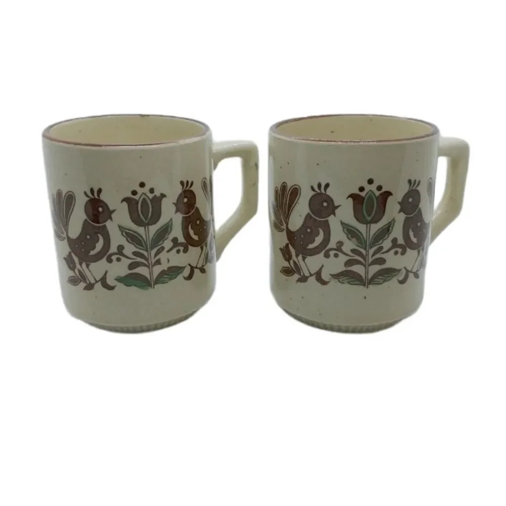 Set of  2 Vintage 70s Coffee/Tea Stoneware Mugs